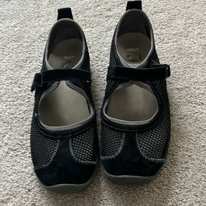 Merrell Circuit MJ Breeze size 8.5 M